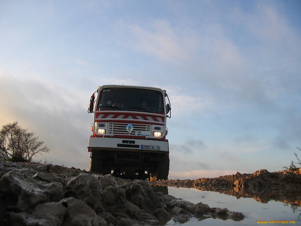 , renault, trucks